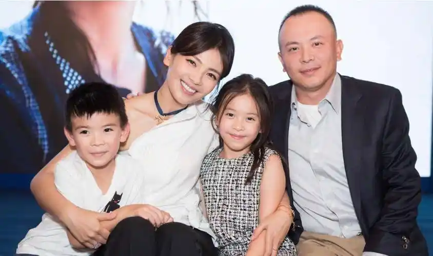 汪雨_王烁_赵薇