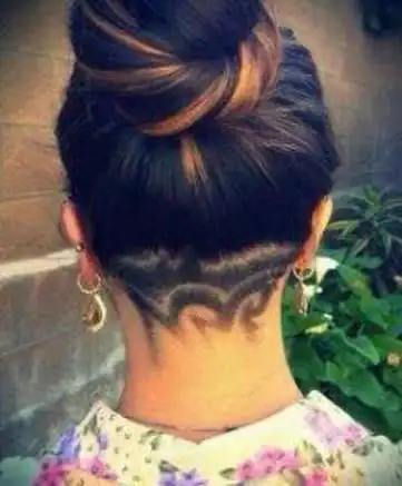 女生后脑勺剃头图案 女生剃头发后脑勺_发型师姐