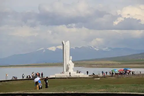 青海湖二郎剑景区