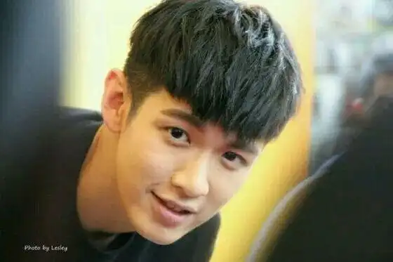 头发硬可以剪吗_百度知道