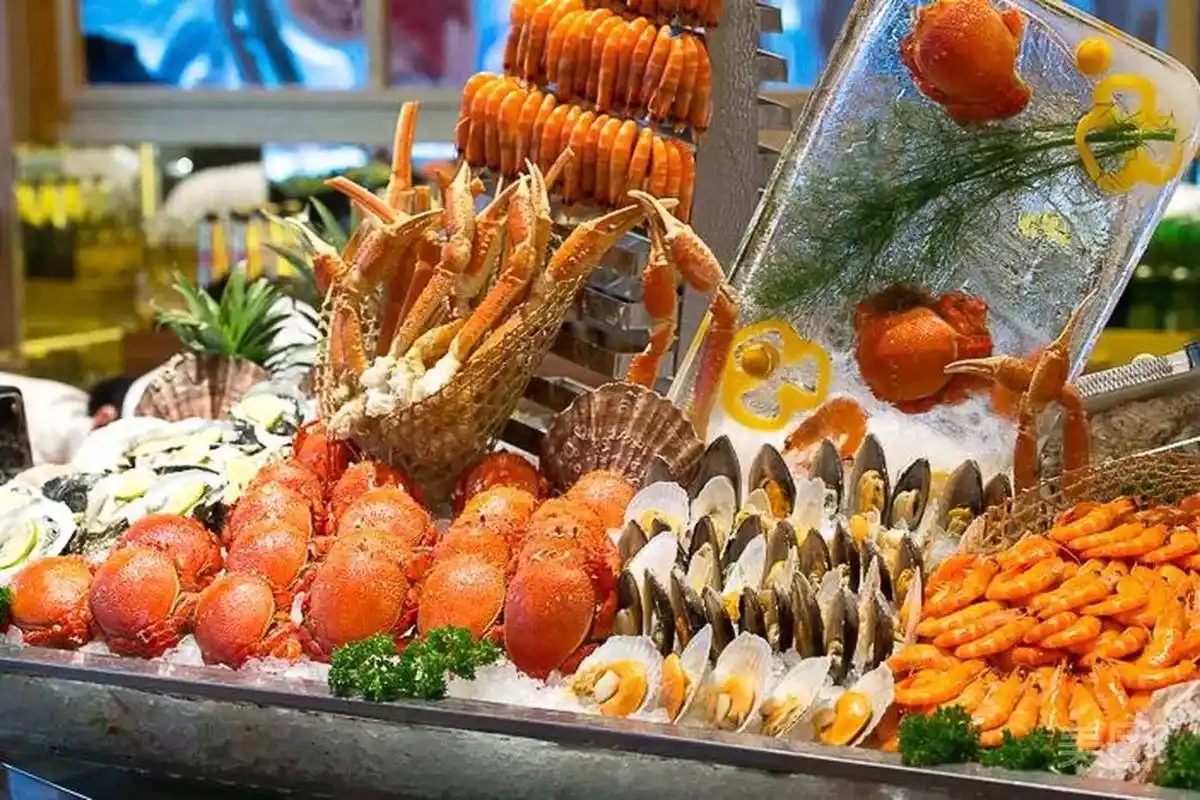 为什么吃货达人建议大家多吃900元自助餐,少吃90元?