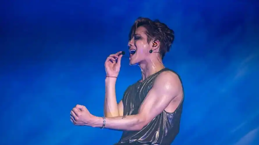 王嘉尔舞台王者