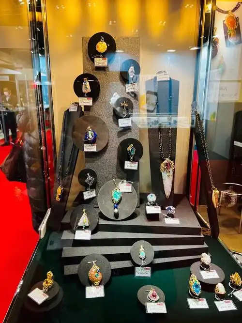 09欣赏日本东京国际珠宝展美到令人叹息
