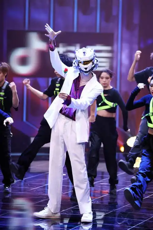 蒙面舞王第三赛段今晚开启六位全新舞者各显神通