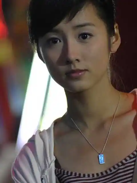 吕一为演雪在烧哭到眼睛发炎图