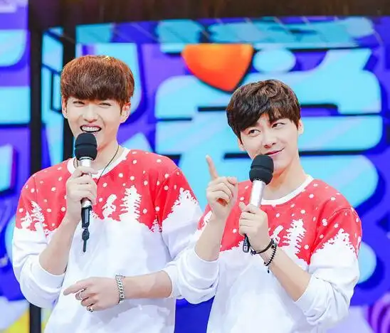 【图】李易峰吴亦凡快乐大本营基情四射 上演史上颜值最高公主抱