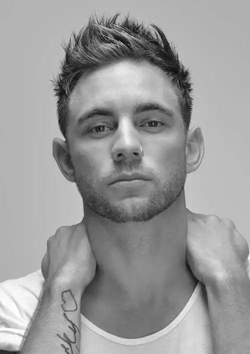 20款男士刺头发型 看看哪款发型在女生眼中最帅气有型!