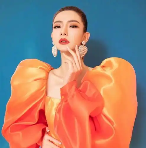 【微信头像】戚薇