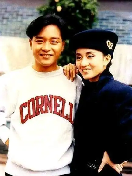 张国荣生前的老照片:梅艳芳搭着张国荣的肩膀,图5让人怀念