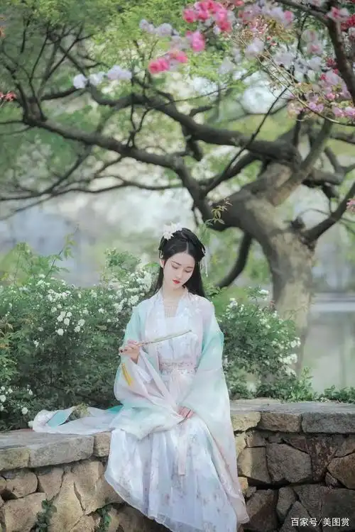 古装写真|古风汉服清新美女,气质温婉端正,清新脱俗,优雅知性