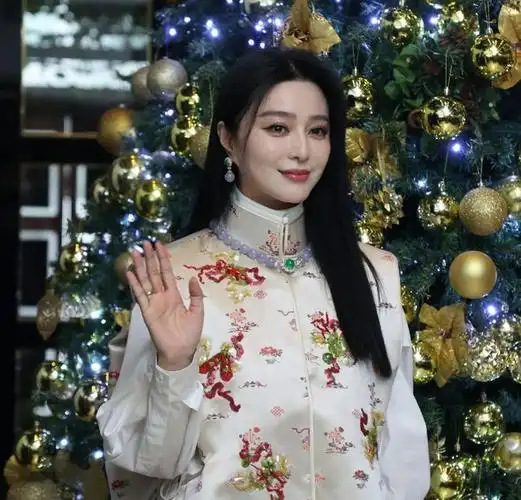 范冰冰现身回应琼瑶自杀去世:很遗憾但尊重她的想法,永远记住她