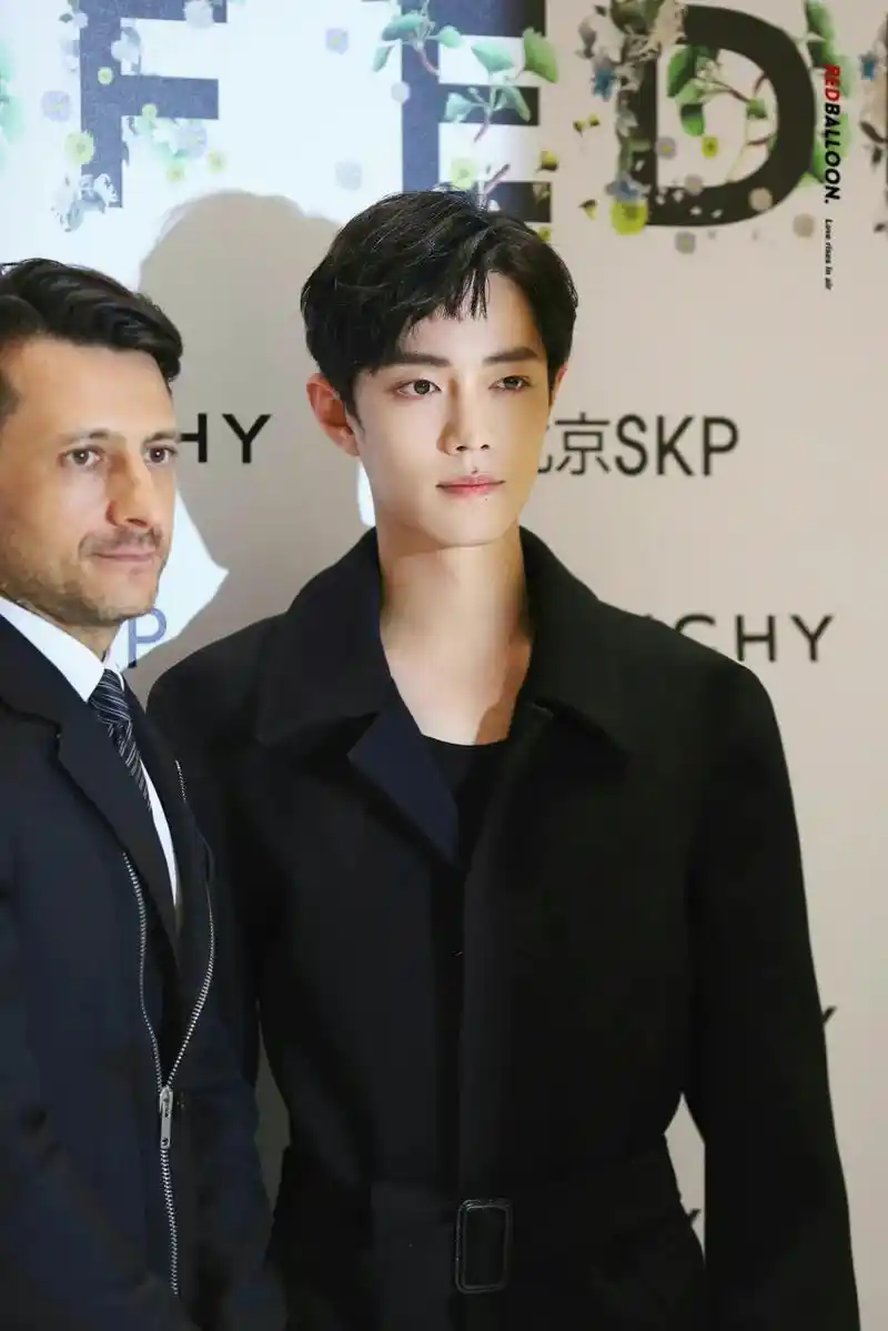 这不是贬义词,肖战骨骼清秀,茂林修竹!#肖战