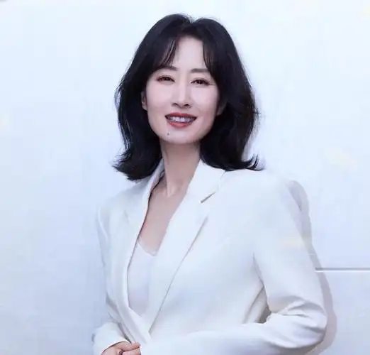 看了刘敏涛才发现,现实比电视剧更残酷