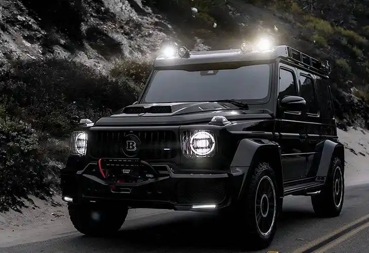 对于这台奔驰g级改装版越野车,你觉得怎么样呢?