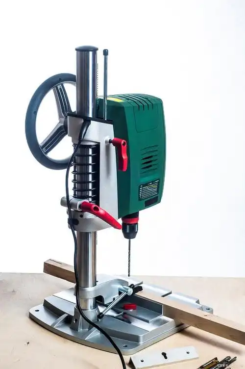 台钻是一种广泛应用于木工,金属加工等领域的电动工具,其稳定性和高效