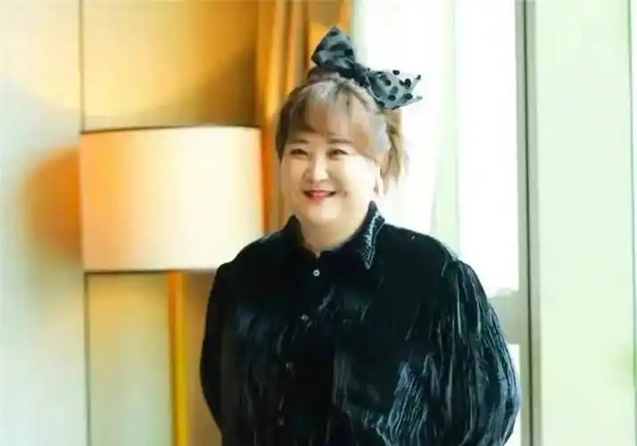 贾玲身材引人注目!