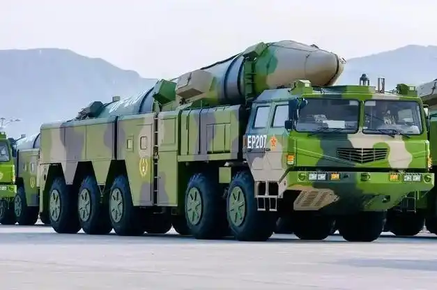 找国会要钱也不容易还得给中国打广告高超音速导弹遥遥领先