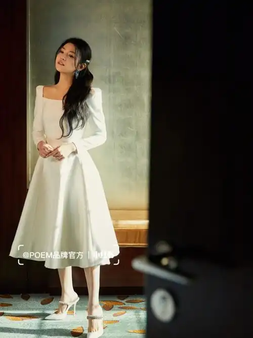 陈妍希poem高定纯白收腰礼服