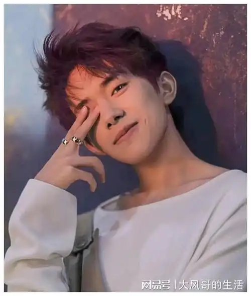 年轻的组合王俊凯易祥千玺王源如今各自发展境况