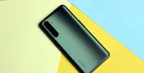 命运惨淡的骁龙865手机,12 256g仅3299元,值得入手吗?