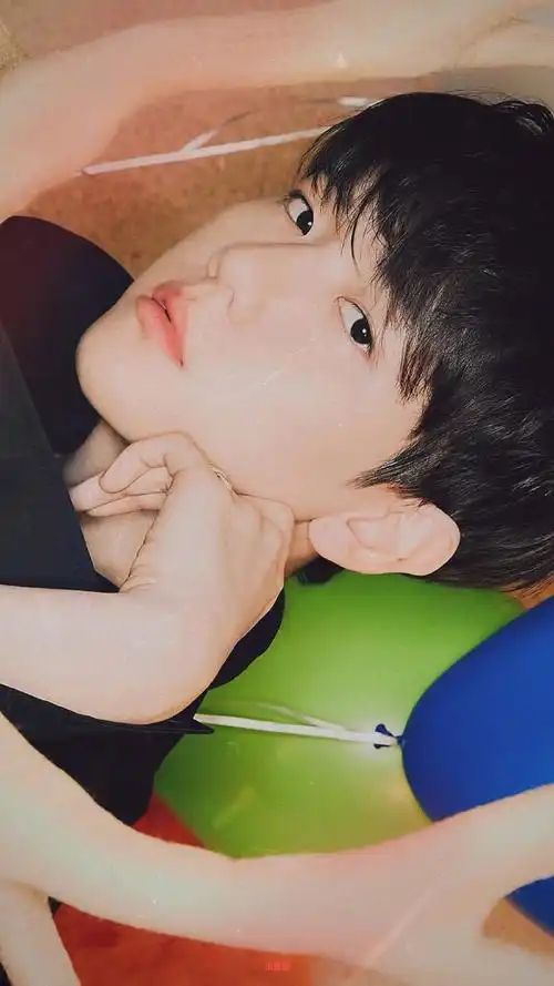 边伯贤0330强势回归