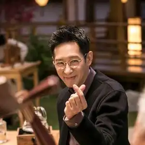 塔寨林耀东头像