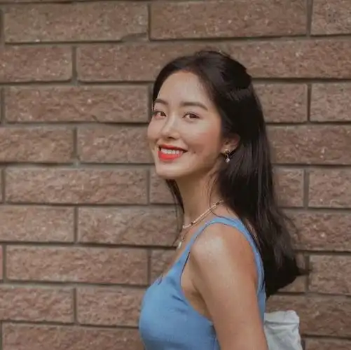 每日一头像杨采钰