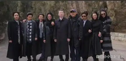 与冯小刚是发小名门之后却踏入演艺圈他的故事让人充满好奇