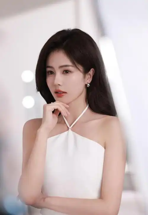 温柔白鹿上线真的好美啊