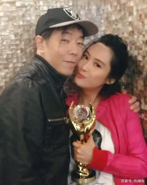 朱茵黄贯中结婚8年恩爱如初,曾与周星驰苦恋被出轨:错了就放手