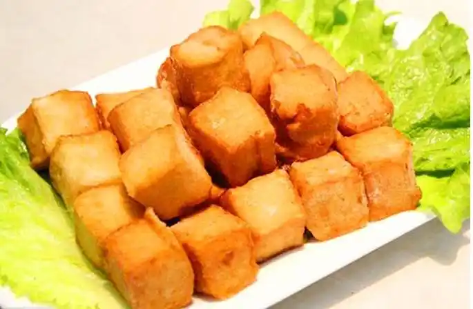 炸鱼豆腐自动化机器 鱼豆腐油炸设备_油炸锅_油炸设备_食品专用机械_