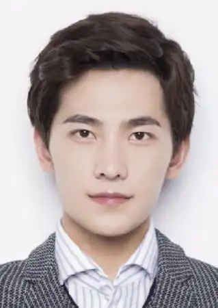 男生各种脸型图片感觉五官扁平不够出色