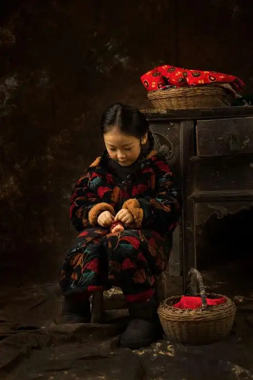 童年童趣的儿童摄影作品《怀旧》