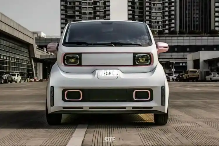 宝骏e300贴膜改色案例