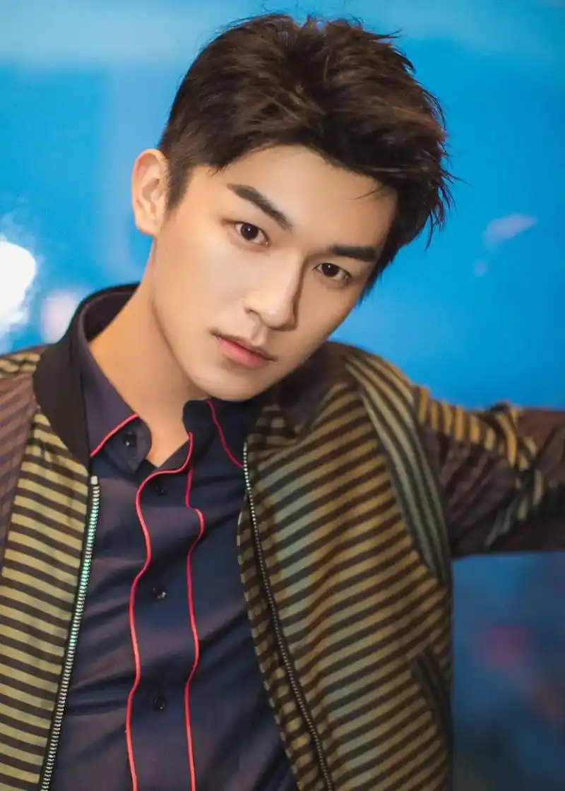 高清壁纸 #杨旭文#卢凌风 - 抖音