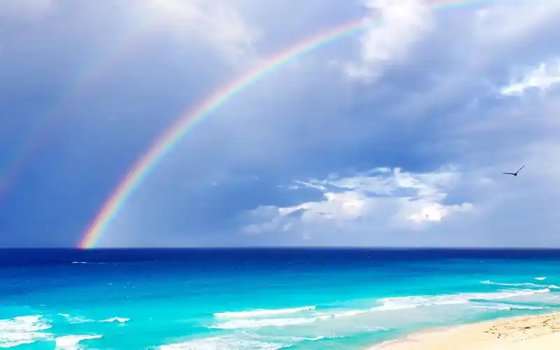 win10游戏优化精简版,桌面壁纸是10074的