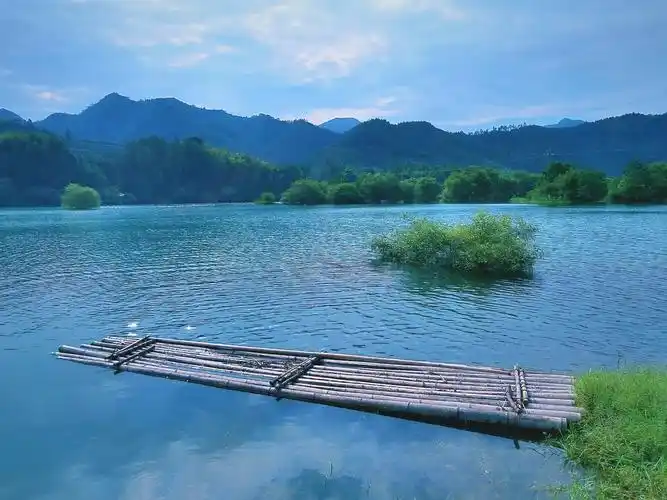 《山水相融世间最美》2021年8月21日摄于白沙溪畔皂里村(手机版)