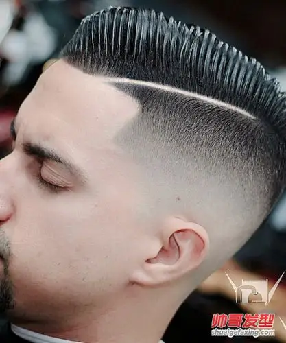 分线设计刀疤头 夏天男孩子雕刻刀疤头发型图片