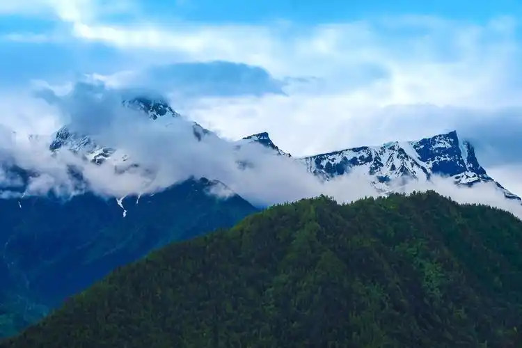 多雄拉山,海拔4500米.