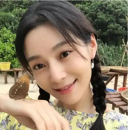 王媛可:倒追帅老公5年,婚后生下双胞胎,取名都一模一样