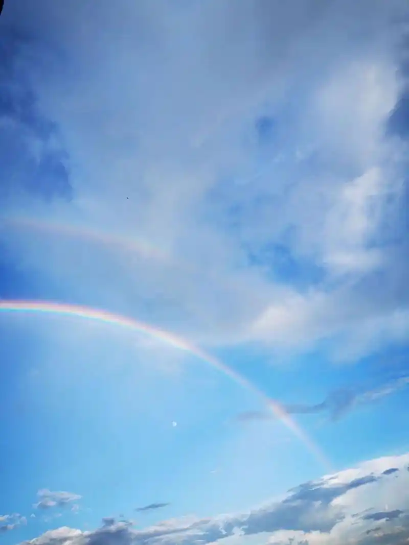 昆明好天气 昆明的蓝天白云和双彩虹9696