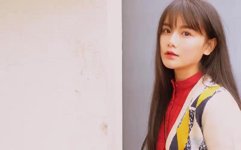 南笙姑娘知性森系秋日写真桌面壁纸