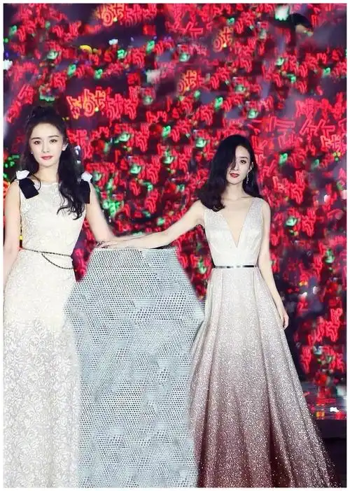 星光大赏最佳名场面85后小花旦杨幂赵丽颖罕见同框