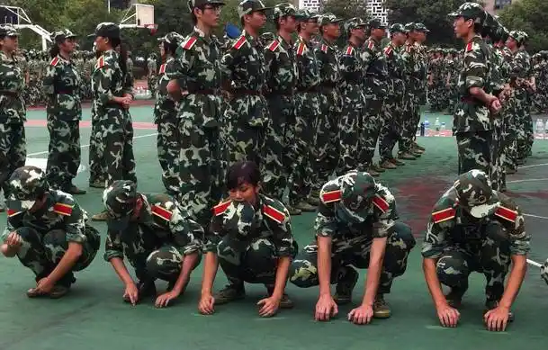 超搞笑20个短笑话段子(搞笑笑话大全爆笑)_大全-幸福起航