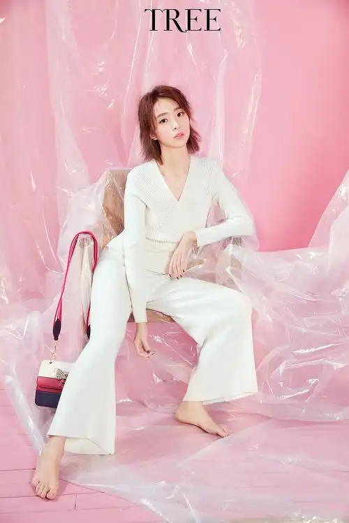 胡冰卿丨冰清玉洁,雅人清致