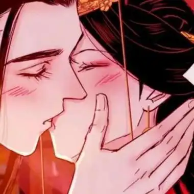 情侣头像拥抱亲亲的 情侣头像图片大全 -【爱个性】