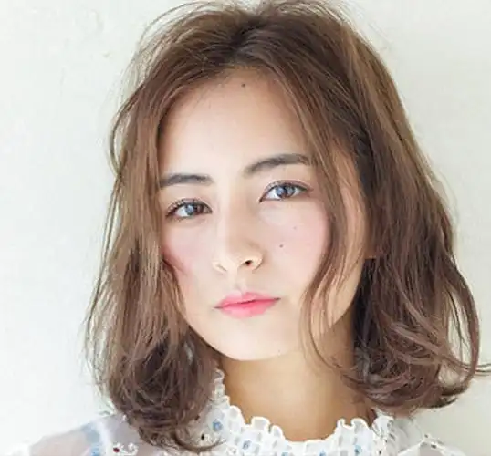 圆脸的妹子,适合剪这五款瘦脸发型! - 发型美发 - 同城网