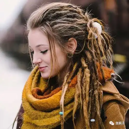 短发脏辫弄一个多少钱(扎脏辫究竟是什么感受) - 价格百科