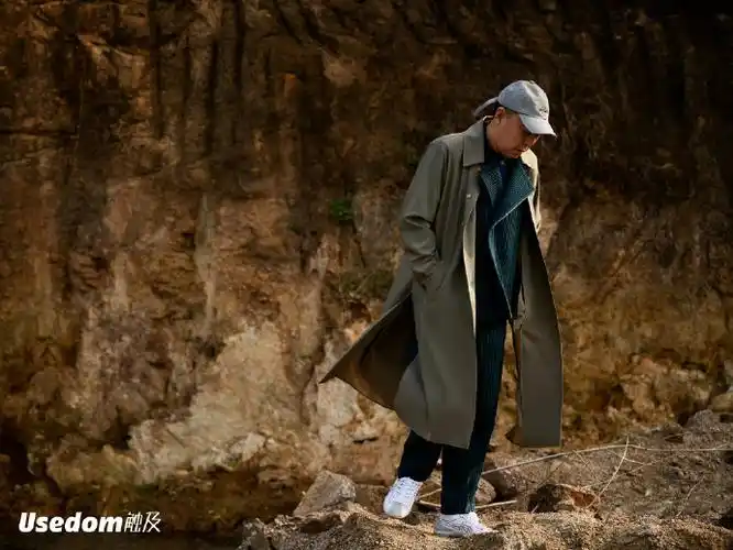 看看这时尚表现力,让我们发现了倪大红老师的另一面,真的很惊喜