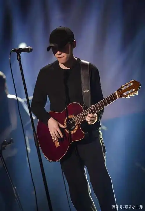 梁博:沉寂五年虽然失去冠军光环却终能成为灵魂歌手!